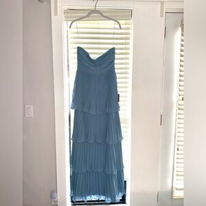 Lulu’s Strapless Tiered Ruffle Floor Length Dress - size M